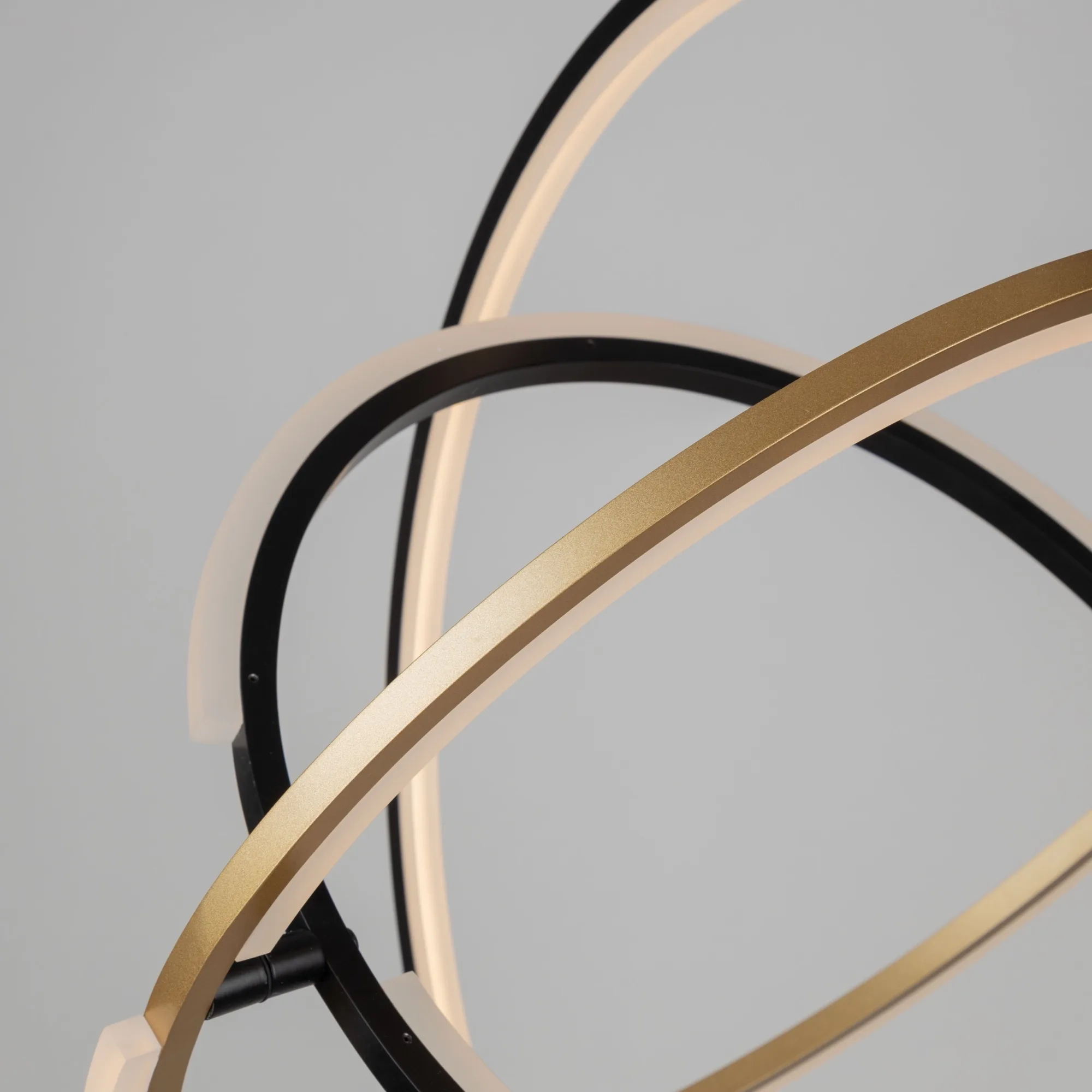 SUSPENSION NOIRE ET LAITON DEL - TRILOGY AC6741BB - Image 4